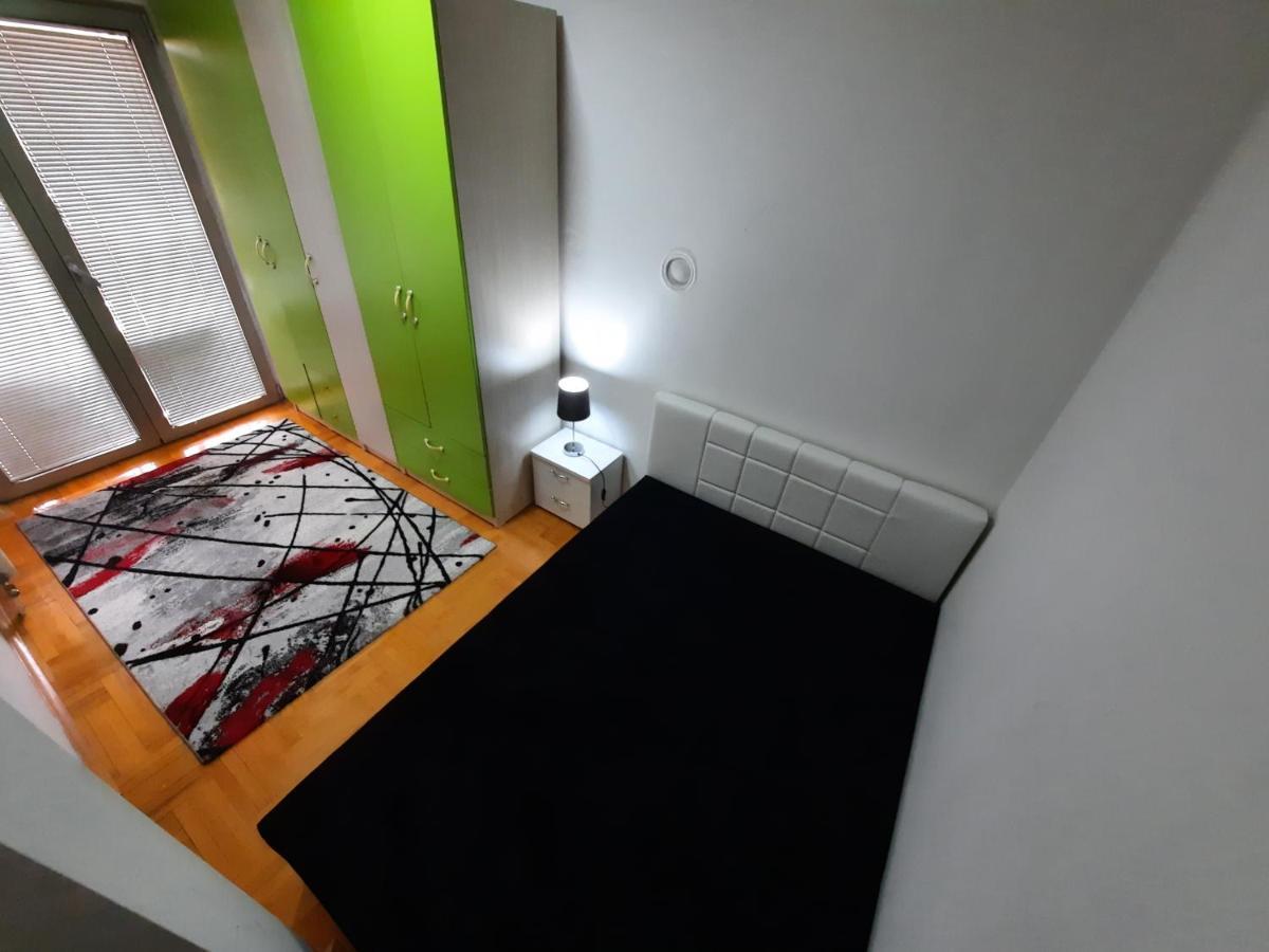 Victory Apartment Ni Екстериор снимка